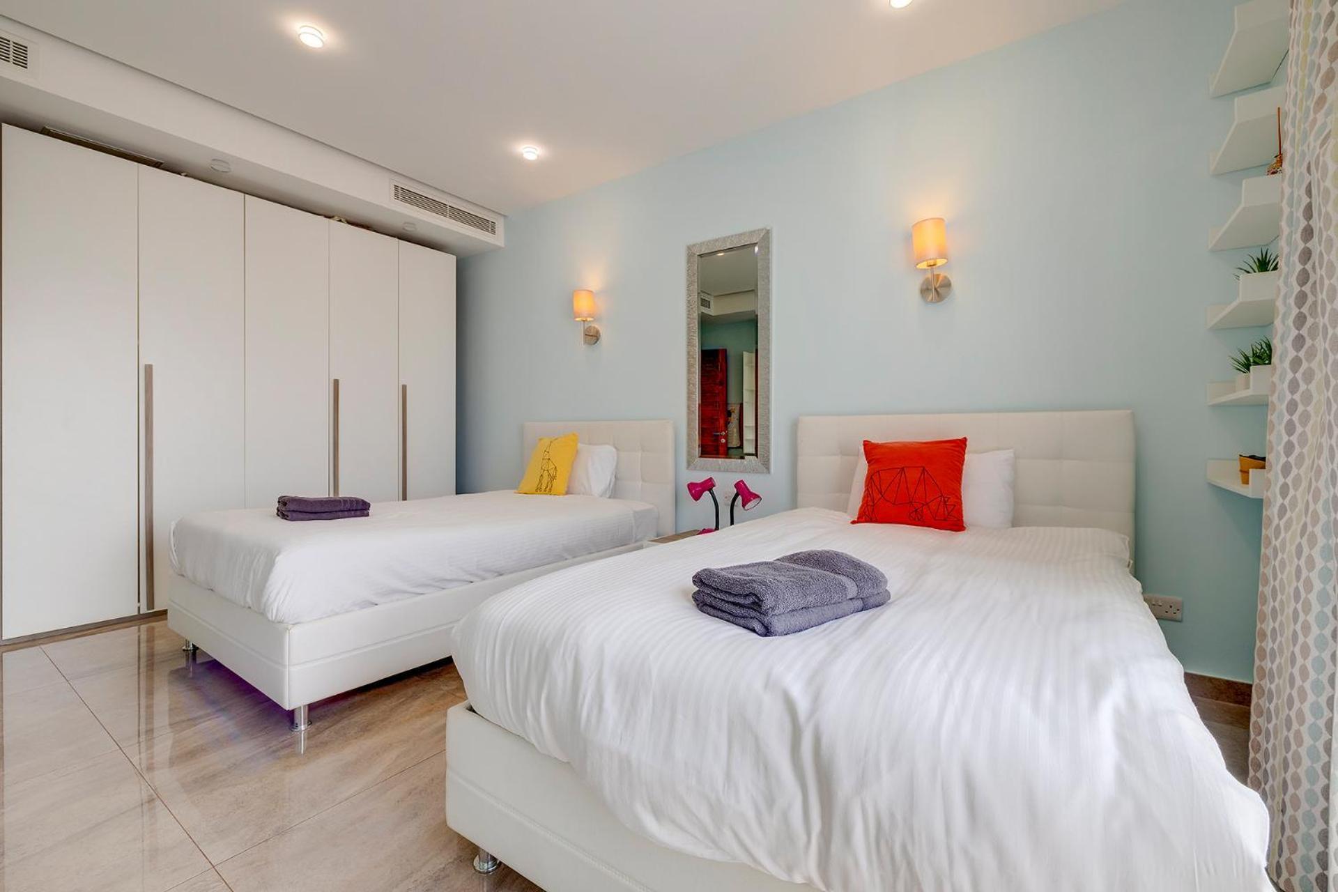 Seafront Apartment Sliema Exteriör bild