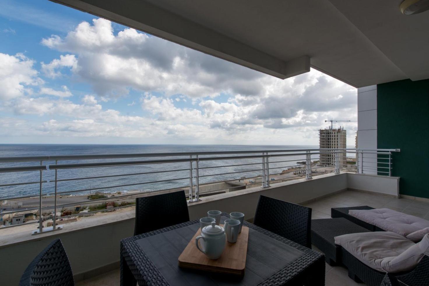 Seafront Apartment Sliema Rum bild
